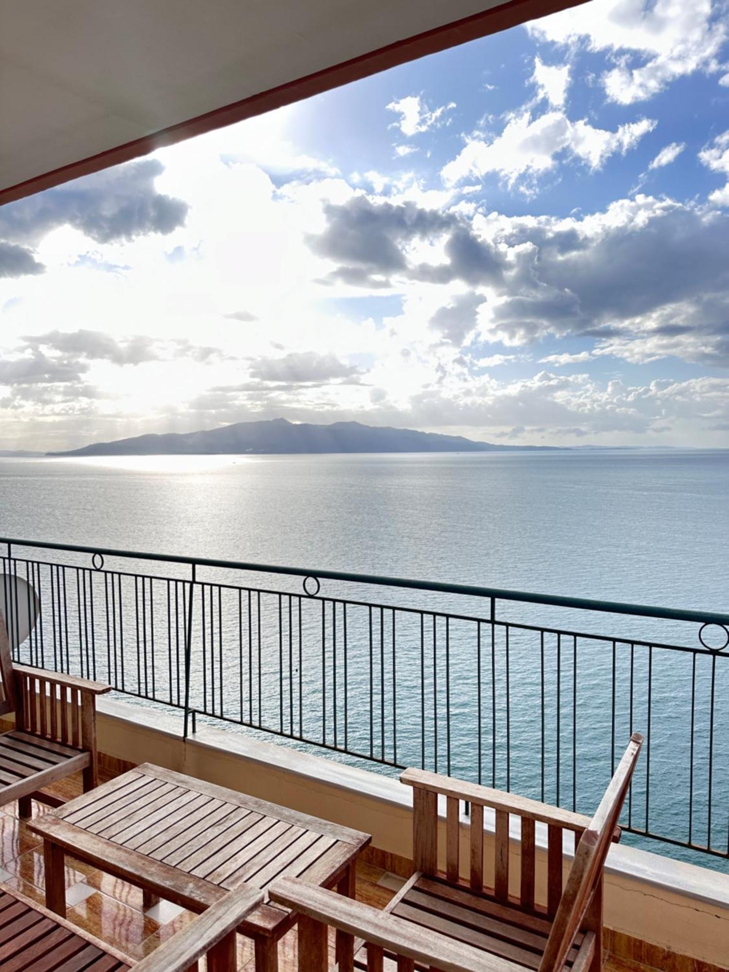 ساراندا Design Sea View Apartment المظهر الخارجي الصورة
