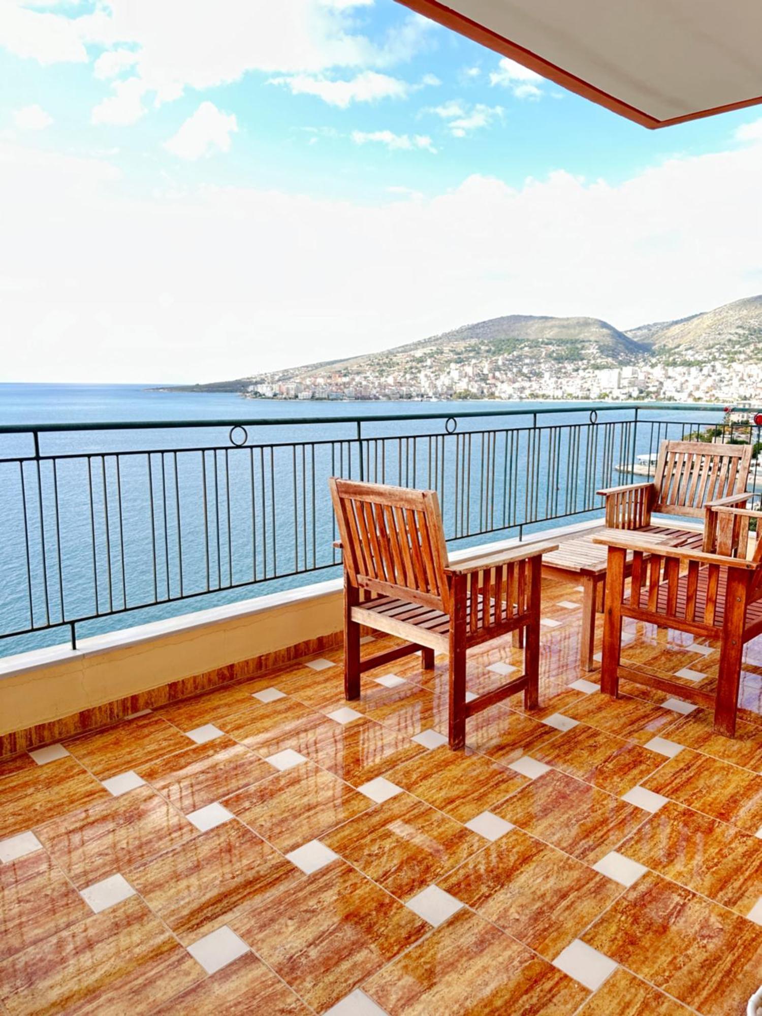 ساراندا Design Sea View Apartment المظهر الخارجي الصورة